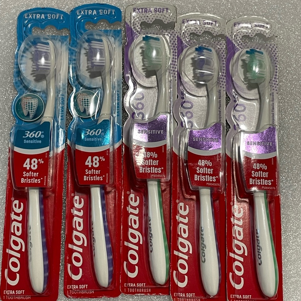 Colgate sensitive Extra Soft Toothbrush - Multi-Color Pack 5